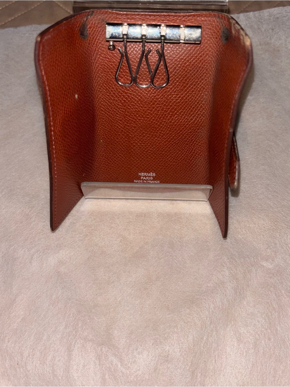 Hermès Bearn 3-Key Holder – Epsom Leather – Casaque Brown – Made in France - Picture 10 of 14